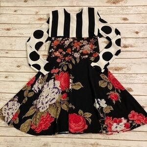 MSGM Milano Black and White With Rose Floral Dress Size 38/4